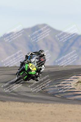 media/Nov-16-2025-Race Pace (Sun) [[8c5fa54630]]/Verified Riders/8-Turn 12 (120pm)/